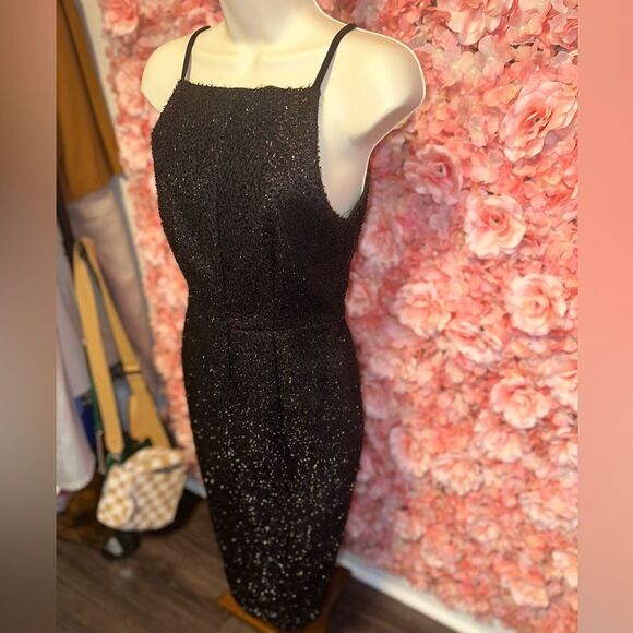 H&M (4) Black Dress with Slit in Back - Picture 5 of 9